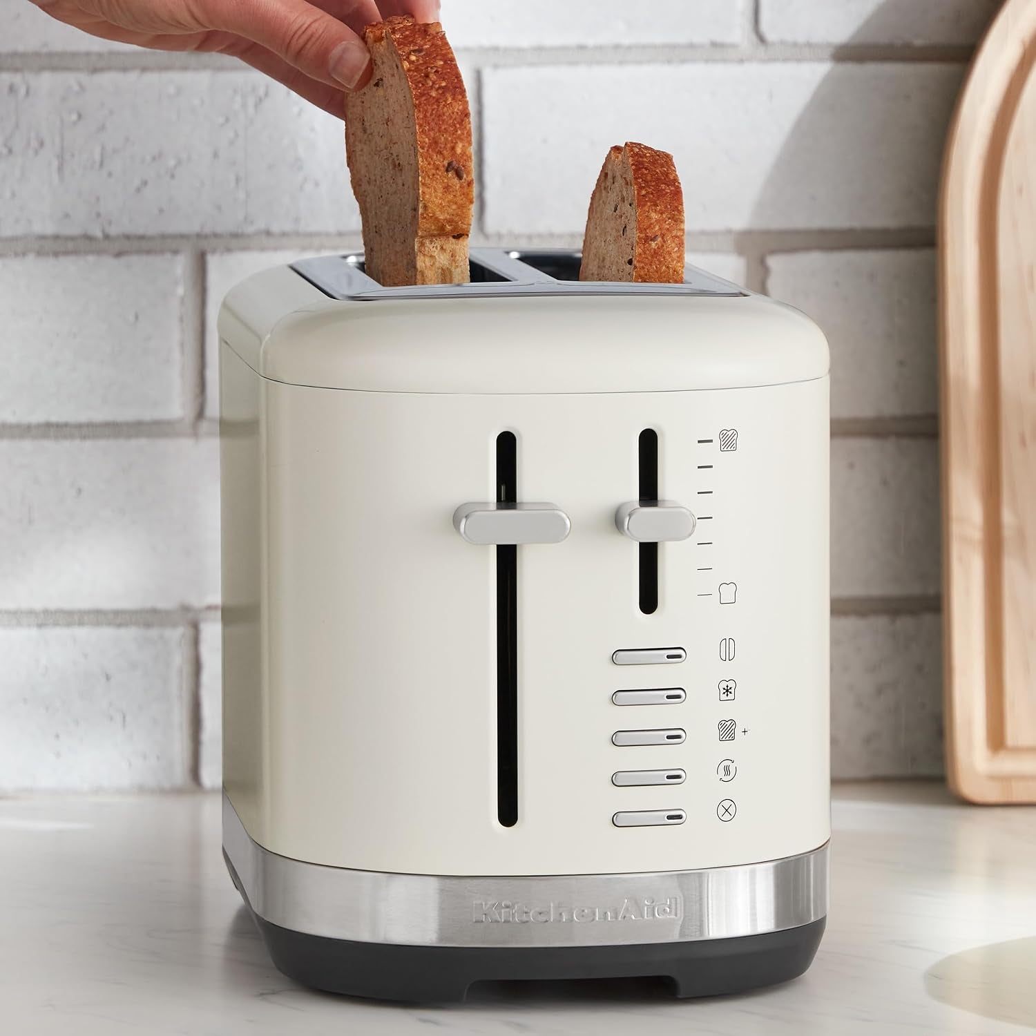 kitchenaid-2-slice-automatic-toaster-with-extra-wide-slots-porcelain-white-extra-wide-slots-for-bagels-and-english-muffins-wide-range-of-toasting-shades-removable-crumb-tray-model-kmt2109pl