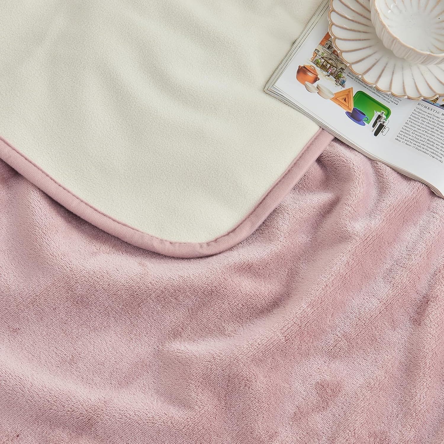 waterproof-blanket-60x80-for-adults-reversible-waterproof-bed-cover-for-dogs-cats-pets-soft-leakproof-blanket-for-bed-couch-sofa-furniture-protector-dusty-pink-off-white