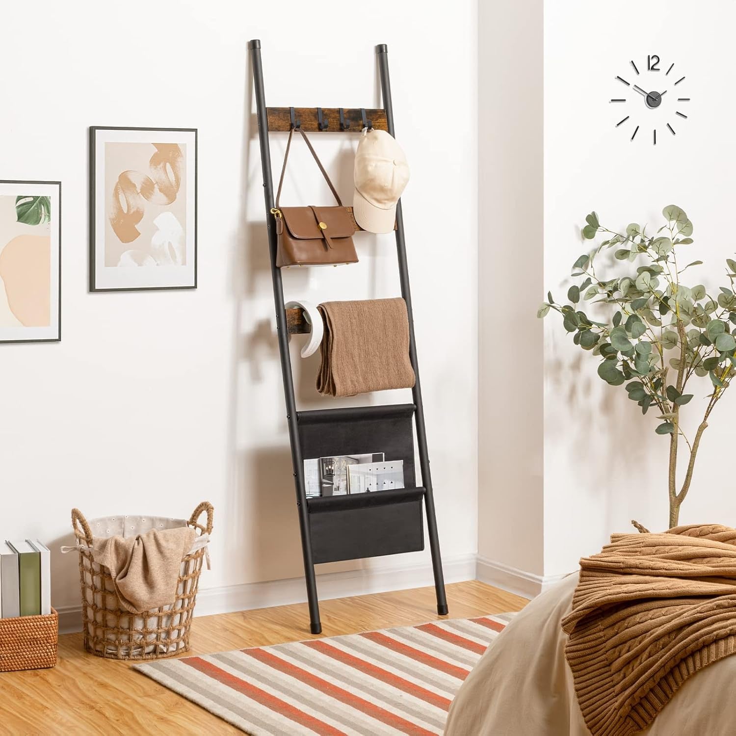 blanket-ladder-5-tier-towel-rack-17-3-l-x-63-h-wall-leaning-blanket-rack-for-living-room-decorative-ladder-with-4-hooks-and-magazine-pocket-rustic-brown-bf32cj01