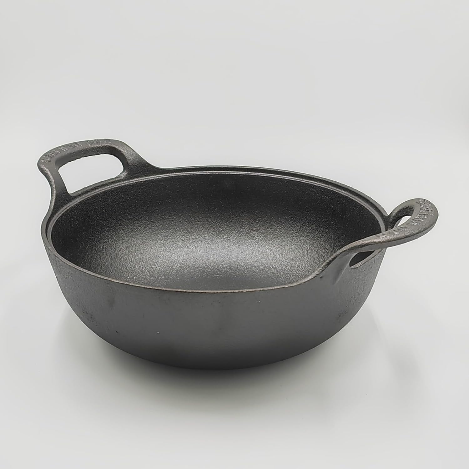 cast-iron-wok-with-dual-handle-pre-seasoned-stir-fry-pans-wok-with-lid-11-inch
