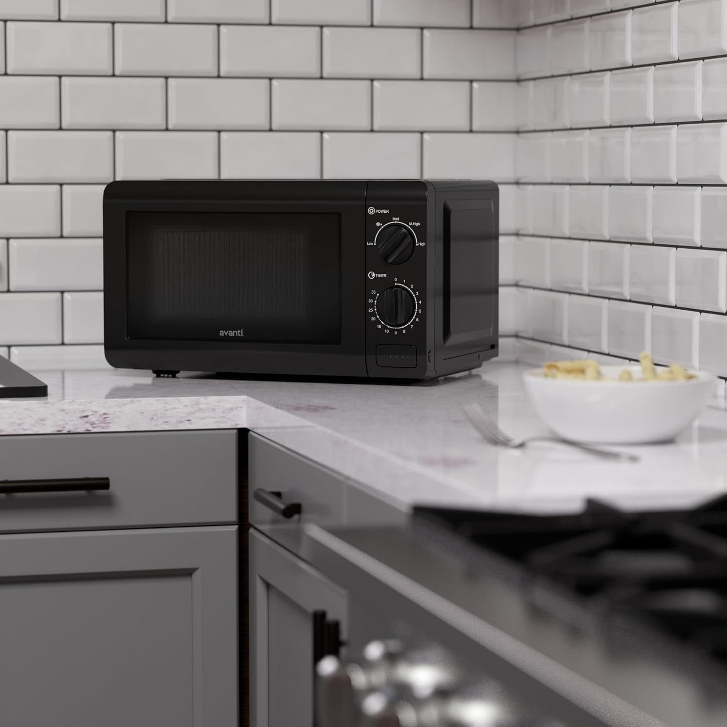 microwave-oven-700-watts-compact-mechanical-with-5-power-settings-defrost-full-range-temperature-control-and-removable-glass-turntable-0-7-cu-ft-black