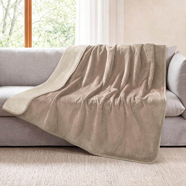 Luciphia Waterproof Blanket for Large Dog Ultra-Soft & Calming Pet Throw Reversible Warm Fleece Durable Furniture Crate Couch Bed Cover Protector Machine Washable Leakproof Beige L (65''X57'')1