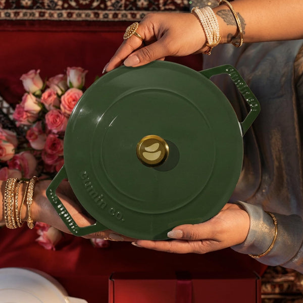 Enameled Cast Iron Dutch Oven/Biryani Pot with Lid, 5 QT Heavy Duty Casserole Pot – Non Toxic PFAS Free Cookware – Oven Safe Bread & Soup Pot – 4 Layer Enamel Caoted Cast Iron (Green, 10Inch)8