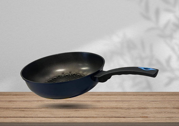 12"/30Cm Nonstick Wok Pan Stir Fry & Saute with 3D Diamond Coating Made in Korea1