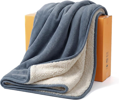Sunheir Waterproof Dog Blankets for Small Dogs, Reversible Sherpa Fleece Thick Puppy Blanket, Leakproof Spill-Proof Pet Blanket for Cat, Bed, Couch, Furniture Protector, Travel, Camping, 25"X35", Grey1