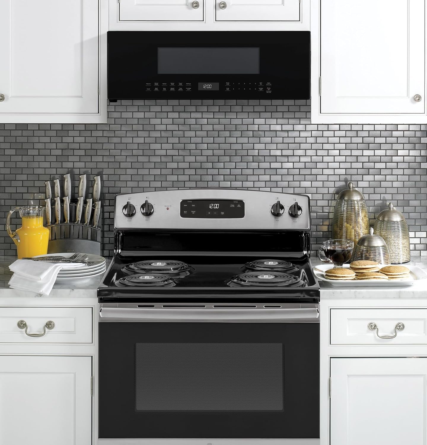 ge-profile-30-over-the-range-low-profile-microwave-1-2-cu-ft-1000-watts-400-cfm-hood-vent-led-lighting-auto-defrost-installer-friendly-black-uvm9125dybb