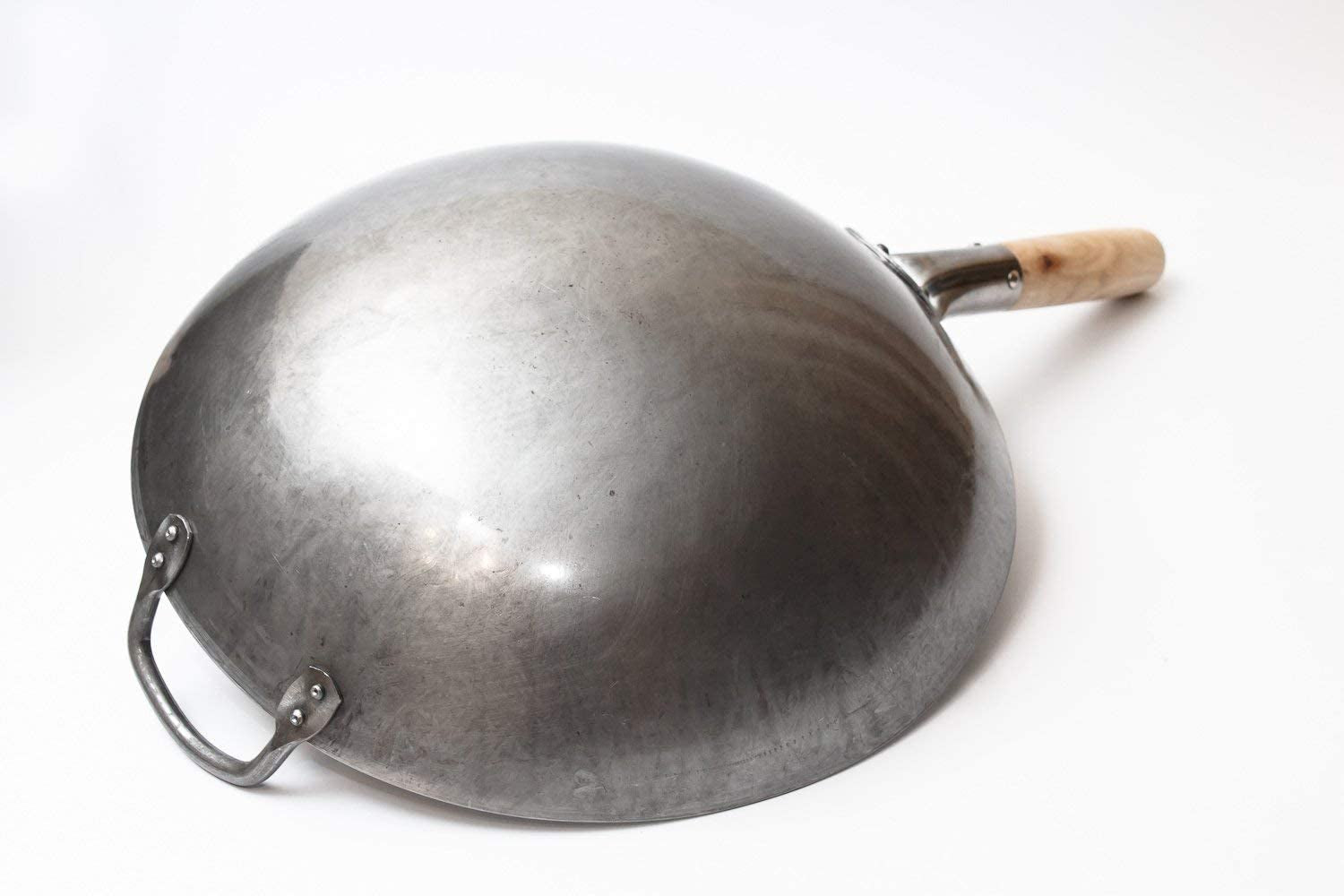 traditional-hand-hammered-chinese-carbon-steel-wok-with-wooden-and-steel-helper-handle-14-inch-round-bottom-pow-wok-pan-731w88