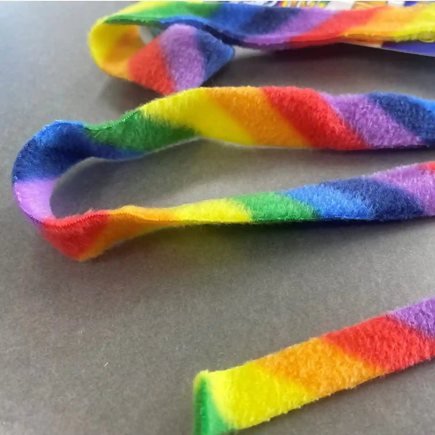 cat-dancer-products-rainbow-cat-wand-charmer-safe-teaser-wand-for-indoor-cats-kittens-flexible-exercise-toy-made-of-multicolor-fabric-ribbon-for-medium-breeds