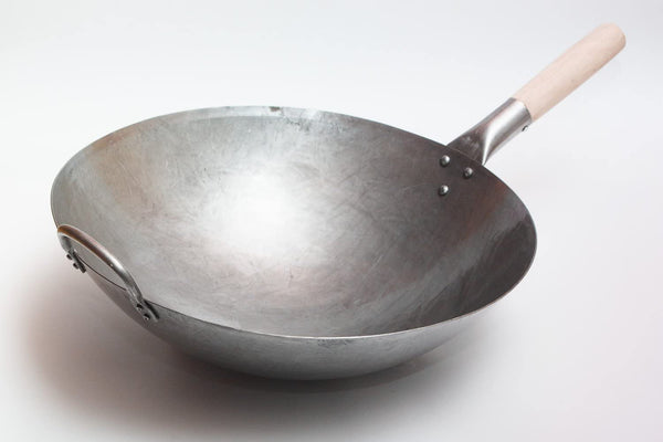 Big 16 Inch Heavy Hand Hammered Carbon Steel Pow Wok with Wooden and Steel Helper Handle (Round Bottom) / 731W1385