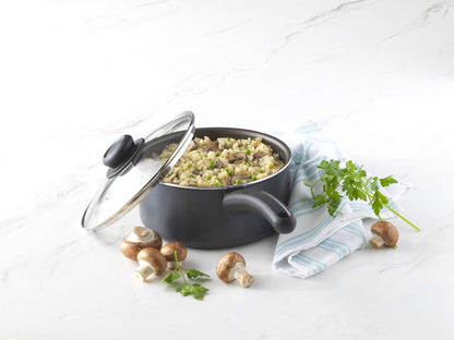 Everyday Sauce Pan with Lid, 3 Quart, Black2