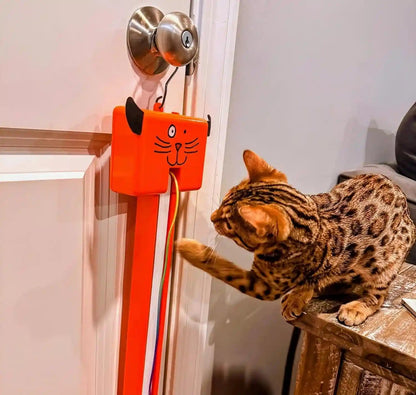 Moody Pet Interactive Cat Toy for Indoor Cats – Fling-Ama-String Automatic, Moving, Flying String Toy for Cats – Battery Operated, Door Hanging Exercise Toy for Kittens & Adult Cats6