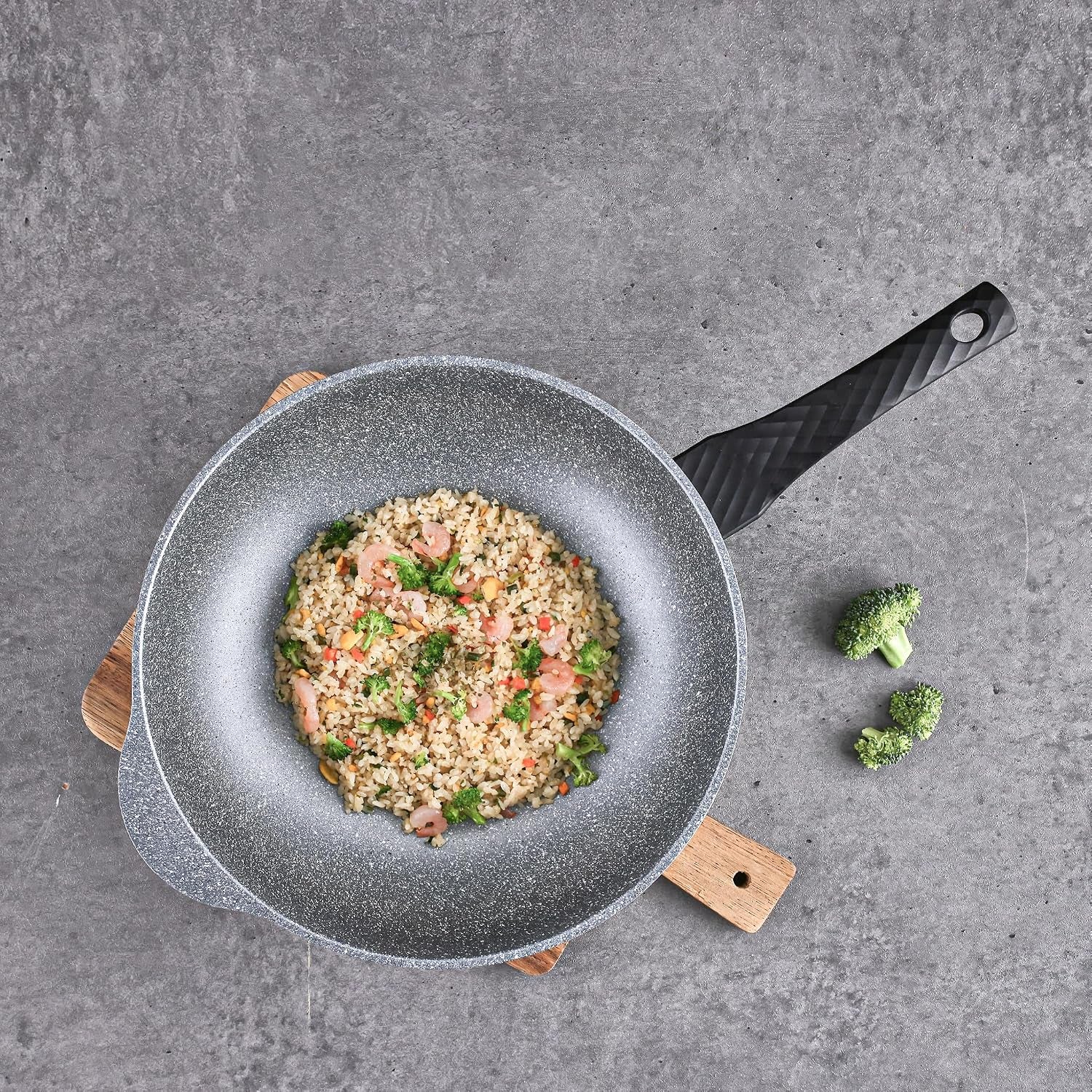 cast-aluminum-nonstick-large-wok-lightweight-durable-stir-fry-pan-heakthy-non-stick-coating-easy-to-clean-dishwasher-safe-pfoa-pfas-free-stay-cool-handle-made-in-korea-12-5-32cm