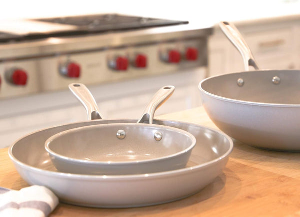 - Ceraterra - 8 Inch Ceramic Frying Pan – PFAS, PTFE & Pfoa-Free, Toxin-Free Ceramic Coating, Induction-Ready, Oven & Dishwasher Safe, Ceramic Nonstick Frying Pan Made in Korea8