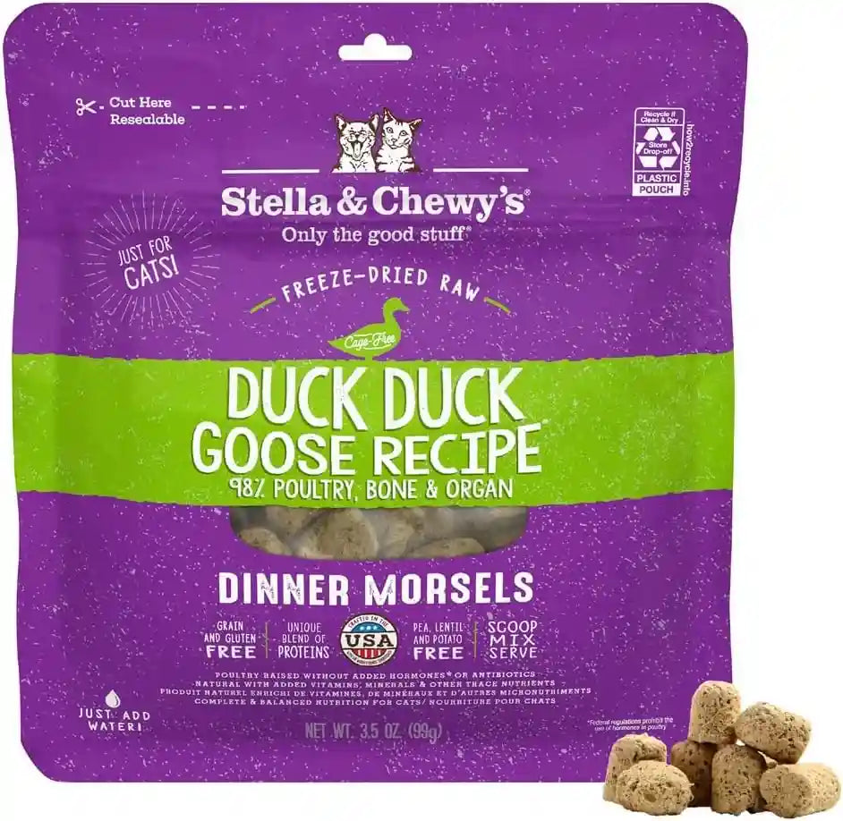 stella-chewys-freeze-dried-raw-cat-dinner-morsels-premium-chicken-recipe-with-98-cage-free-meat-organs-natural-grain-free-cat-kitten-food-made-in-usa-3-5-oz