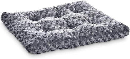Amazon Basics Washable Cat and Dog Bed and Crate Pad, Indoor, Easy to Clean, 23" X 18" X 2.5", Gray10