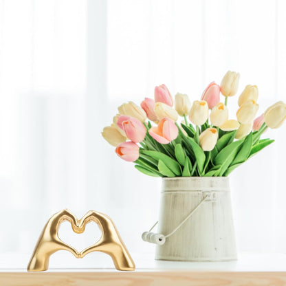 Small Heart Hands Sculpture Decor for Living Room Bedroom Bookshelf Coffe Table and Office Display, Love Finger Statue Modern Aesthetic Home Decor, Unique Gift for Wedding Christmas Birthday (Gold)2