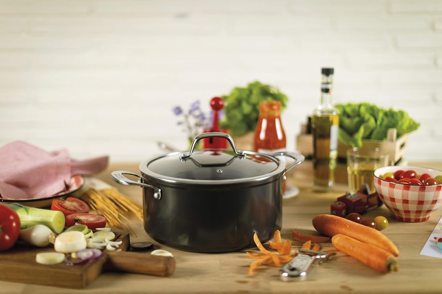 easy-pro-non-stick-dutch-oven-with-glass-lid-5-litre-24-cm