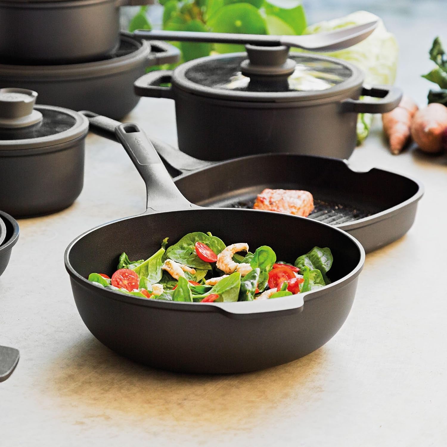 leo-ceramic-nonstick-wok-pan-12in-5-3qt-induction-stir-fry-pan-induction-compatible-aluminum-pfas-ptfe-free-ceragreen-coating-stay-cool-handle-oven-safe-spoon-rest-steam-vent