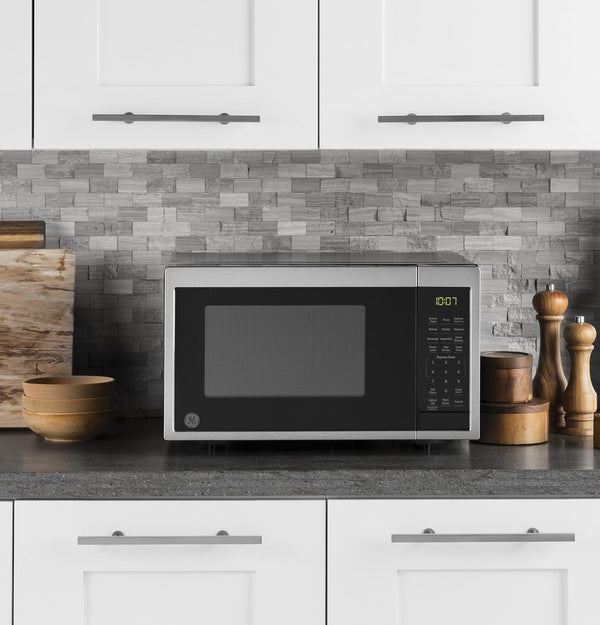 GE Countertop Microwave Oven | 0.9 Cubic Feet Capacity, 900 Watts | Kitchen Essentials for the Countertop or Dorm Room | Stainless Steel8